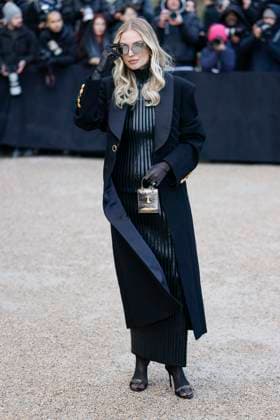 PFW - Celebs At Schiaparelli Leonie Hanne arrives to Schiaparelli fashion show during the Haute Couture Fall Winter 2025 - 2026 Fashion Week on January 27, 2025 in Paris, France. Photo by Marco Piovanotto ABACAPRESS.COM Paris France  Copyright: xPiovanottoxMarco ABACAx