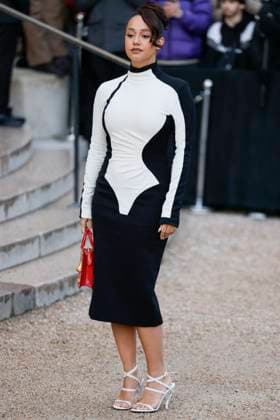 PFW - Celebs At Schiaparelli Léna Mahfouf arrives to Schiaparelli fashion show during the Haute Couture Fall Winter 2025 - 2026 Fashion Week on January 27, 2025 in Paris, France. Photo by Marco Piovanotto ABACAPRESS.COM Paris France  Copyright: xPiovanottoxMarco ABACAx