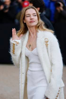 PFW - Celebs At Schiaparelli Natalia Vodianova arrive to Schiaparelli fashion show during the Haute Couture Fall Winter 2025 - 2026 Fashion Week on January 27, 2025 in Paris, France. Photo by Marco Piovanotto ABACAPRESS.COM Paris France  Copyright: xPiovanottoxMarco ABACAx