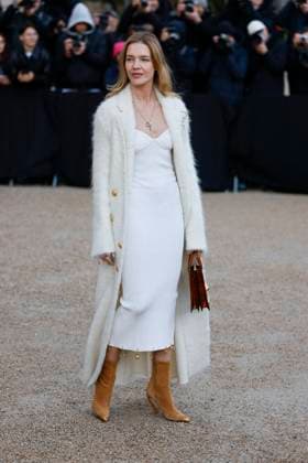 PFW - Celebs At Schiaparelli Natalia Vodianova arrive to Schiaparelli fashion show during the Haute Couture Fall Winter 2025 - 2026 Fashion Week on January 27, 2025 in Paris, France. Photo by Marco Piovanotto ABACAPRESS.COM Paris France  Copyright: xPiovanottoxMarco ABACAx