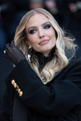 PFW Schiaparelli Arrivals Leonie Hanne attending the Schiaparelli Haute Couture Spring-Summer 2025 show as part of Paris Fashion Week in Paris, France on January 27, 2025. Photo by Aurore Marechal ABACAPRESS.COM Paris France  Copyright: xMarechalxAurore ABACAx