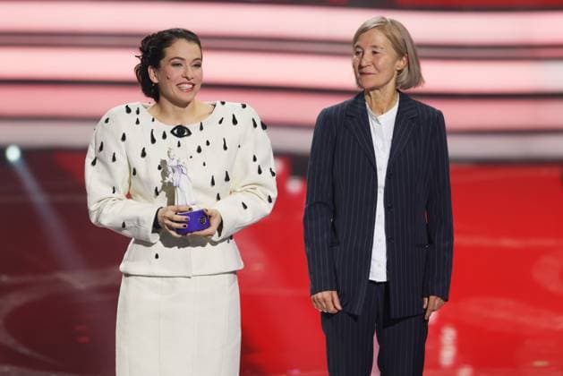 Bayerischer Filmpreis 2024 Henriette Confurius und Judith Kaufmann. Verleihung des 46. Bayerischen Filmpreises 2024 am 24.01.2025 im Prinzregententheater in München. Bayern, Deutschland.
