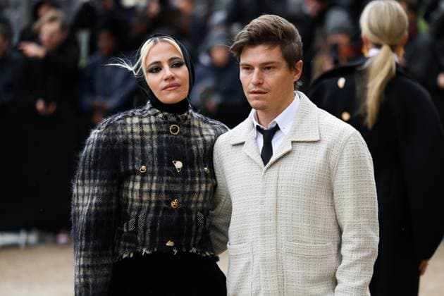 Paris Fashion Week, Gäste der Schiaparelli Modenschau Paris Fashion Week Arrivee des invités au defile Schaparelli Celebrities arrival at Schiaparelli show duting Fashion week 439713 2025 01 27 France Lott, Pixie  Copyright: xIvankaxVoisinx xStarfacex STAR_439713_009