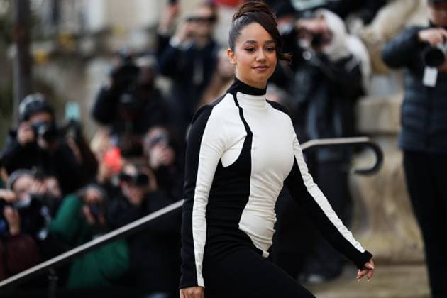 Paris Fashion Week, Gäste der Schiaparelli Modenschau Paris Fashion Week Arrivee des invités au defile Schaparelli Celebrities arrival at Schiaparelli show duting Fashion week 439713 2025 01 27 France Mahfouf, Lena Lena Situations  Copyright: xIvankaxVoisinx xStarfacex STAR_439713_037