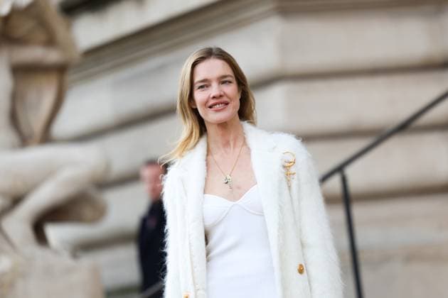 Paris Fashion Week, Gäste der Schiaparelli Modenschau Paris Fashion Week Arrivee des invités au defile Schaparelli Celebrities arrival at Schiaparelli show duting Fashion week 439713 2025 01 27 France Vodianova, Natalia  Copyright: xIvankaxVoisinx xStarfacex STAR_439713_058
