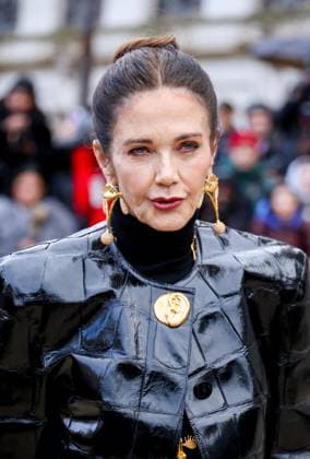 Arrivals at the Schiaparelli fashion show at the Petit Palais for the Spring Summer 2025 Haute Couture Collection during Paris Fashion Week PFW Lynda Carter Arrivals and exits at the Schiaparelli fashion show at the Petit Palais for the Spring Summer 2025 Haute Couture Collection during Paris Fashion Week PFW , France, on January 27, 2025 Debis Guignebourg Bestimage Arrivals and exits at the Schiaparelli fashion show at the Petit Palais for the Spring Summer 2025 Haute Couture Collection during Paris Fashion Week PFW , France, on January 27, 2025 Debis Guignebourg Bestimage Paris France  Copyright: xDenisxGuignebourgx xBestimagexDenisxGuignebourgx xBestimagex