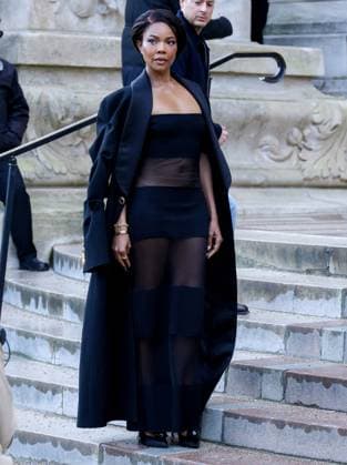 Arrivals at the Schiaparelli fashion show at the Petit Palais for the Spring Summer 2025 Haute Couture Collection during Paris Fashion Week PFW Gabrielle Union Arrivals and exits at the Schiaparelli fashion show at the Petit Palais for the Spring Summer 2025 Haute Couture Collection during Paris Fashion Week PFW , France, on January 27, 2025 Debis Guignebourg Bestimage Arrivals and exits at the Schiaparelli fashion show at the Petit Palais for the Spring Summer 2025 Haute Couture Collection during Paris Fashion Week PFW , France, on January 27, 2025 Debis Guignebourg Bestimage Paris France  Copyright: xDenisxGuignebourgx xBestimagexDenisxGuignebourgx xBestimagex