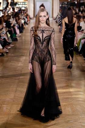Paris Fashion Week, Georges Hobeika Modenschau George Hobeika Haute Couture spring summer 2025 Paris january 2025 George Hobeika Haute Couture spring summer 2025 Paris january 2025, Credit:Zeppelin Avalon  Copyright: xZeppelinx xAvalonx 0958128064