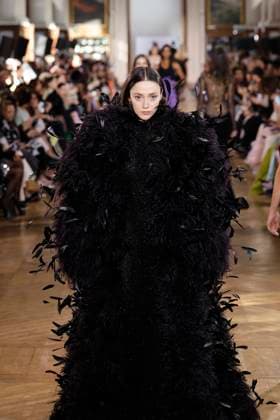 Paris Fashion Week, Georges Hobeika Modenschau George Hobeika Haute Couture spring summer 2025 Paris january 2005 George Hobeika Haute Couture spring summer 2025 Paris january 2005, Credit:Zeppelin Avalon  Copyright: xZeppelinx xAvalonx 0958128652