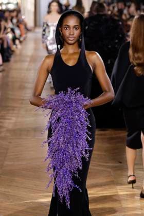 Paris Fashion Week, Georges Hobeika Modenschau George Hobeika Haute Couture spring summer 2025 Paris january 2005 George Hobeika Haute Couture spring summer 2025 Paris january 2005, Credit:Zeppelin Avalon  Copyright: xZeppelinx xAvalonx 0958128672