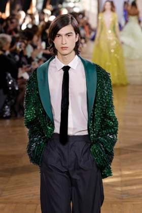 Paris Fashion Week, Georges Hobeika Modenschau George Hobeika Haute Couture spring summer 2025 Paris january 2005 George Hobeika Haute Couture spring summer 2025 Paris january 2005, Credit:Zeppelin Avalon  Copyright: xZeppelinx xAvalonx 0958128691