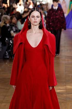 Paris Fashion Week, Georges Hobeika Modenschau George Hobeika Haute Couture spring summer 2025 Paris january 2005 George Hobeika Haute Couture spring summer 2025 Paris january 2005, Credit:Zeppelin Avalon  Copyright: xZeppelinx xAvalonx 0958128884