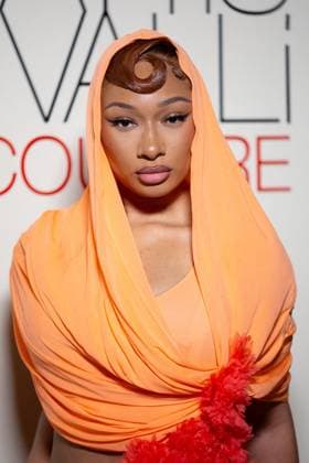 PFW - Giambattista Valli Haute Couture - Photocall NB Megan Thee Stallion attends the Giambattista Valli Haute Couture Spring-Summer 2025 show as part of Paris Fashion Week on January 27, 2025 in Paris, France. Photo by Nasser Berzane ABACAPRESS.COM Paris France  Copyright: xBerzanexNasser ABACAx