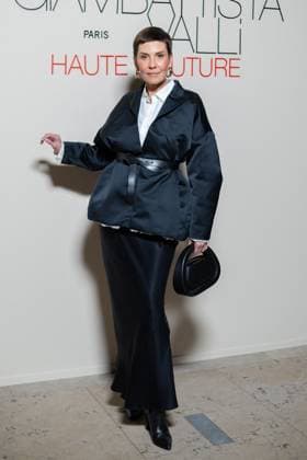 PFW - Giambattista Valli Haute Couture - Photocall NB Cristina Cordula attends the Giambattista Valli Haute Couture Spring-Summer 2025 show as part of Paris Fashion Week on January 27, 2025 in Paris, France. Photo by Nasser Berzane ABACAPRESS.COM Paris France  Copyright: xBerzanexNasser ABACAx