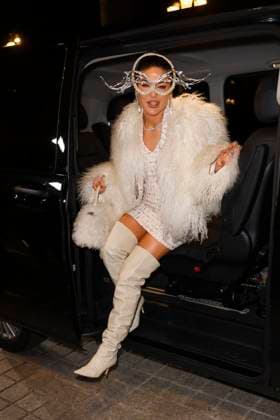 PFW - Gianbattista Arrivals Guest arrives to Gianbattista Valli fashion show during the Haute Couture Fall Winter 2025 - 2026 Fashion Week on January 27, 2025 in Paris, France. Photo by Marco Piovanotto ABACAPRESS.COM Paris France  Copyright: xPiovanottoxMarco ABACAx