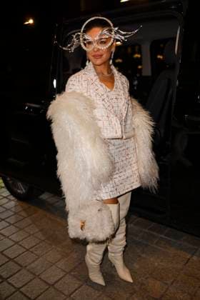 PFW - Gianbattista Arrivals Guest arrives to Gianbattista Valli fashion show during the Haute Couture Fall Winter 2025 - 2026 Fashion Week on January 27, 2025 in Paris, France. Photo by Marco Piovanotto ABACAPRESS.COM Paris France  Copyright: xPiovanottoxMarco ABACAx