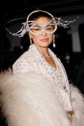 PFW - Gianbattista Arrivals Guest arrives to Gianbattista Valli fashion show during the Haute Couture Fall Winter 2025 - 2026 Fashion Week on January 27, 2025 in Paris, France. Photo by Marco Piovanotto ABACAPRESS.COM Paris France  Copyright: xPiovanottoxMarco ABACAx