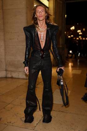 PFW - Gianbattista Arrivals Guest arrives to Gianbattista Valli fashion show during the Haute Couture Fall Winter 2025 - 2026 Fashion Week on January 27, 2025 in Paris, France. Photo by Marco Piovanotto ABACAPRESS.COM Paris France  Copyright: xPiovanottoxMarco ABACAx