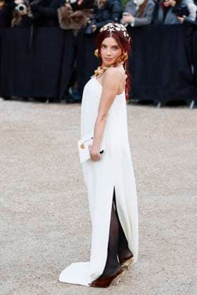 PFW - Schiaparelli Arrivals Paris, France - January 27: Gessica Kayane arrives to Schiaparelli fashion show during the Haute Couture Fall Winter 2025 - 2026 Fashion Week on January 27, 2025 in Paris, France. Photo by Marco Piovanotto Abacapress Paris France  Copyright: xPiovanottoxMarco ABACAx