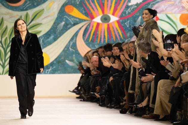 PFW - Christian Dior Runway Maria Grazia Chiuri walks the runway during the Christian Dior show during Paris Fashion Week Haute Couture Spring-Summer 2025 on January 27, 2025 in Paris, France. Photo by Laurent Zabulon ABACAPRESS.COM Paris France  Copyright: xZabulonxLaurent ABACAx