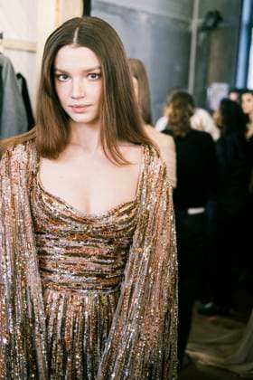Paris Fashion Week, Georges Hobeika Modenschau Paris Fashion Week HC SS25 Georges Hobeika Liza Korol 439733 2025 01 27 France  Copyright: xJean-BaptistexSoulliatx xStarfacex STAR_439733_063