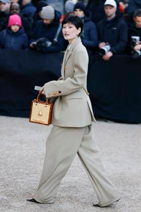 PFW - Schiaparell Arrivals Paris, France - January 27: Guest arrives to Schiaparelli fashion show during the Haute Couture Fall Winter 2025 - 2026 Fashion Week on January 27, 2025 in Paris, France. Photo by Marco Piovanotto Abacapress Paris France  Copyright: xPiovanottoxMarco ABACAx