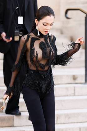 PFW - Schiaparell Arrivals Paris, France - January 27: Guest arrives to Schiaparelli fashion show during the Haute Couture Fall Winter 2025 - 2026 Fashion Week on January 27, 2025 in Paris, France. Photo by Marco Piovanotto Abacapress Paris France  Copyright: xPiovanottoxMarco ABACAx