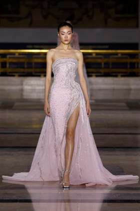 Tony Ward Haute Couture Spring Summer 2025, Paris, January 2025 Tony Ward Haute Couture Spring Summer 2025, Paris, January 2025, Credit:Zeppelin Avalon  Copyright: xZeppelinx xAvalonx 0958228127