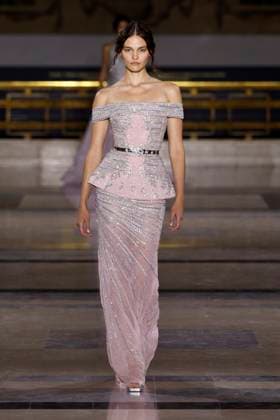 Tony Ward Haute Couture Spring Summer 2025, Paris, January 2025 Tony Ward Haute Couture Spring Summer 2025, Paris, January 2025, Credit:Zeppelin Avalon  Copyright: xZeppelinx xAvalonx 0958229547