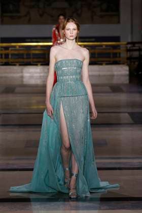 Tony Ward Haute Couture Spring Summer 2025, Paris, January 2025 Tony Ward Haute Couture Spring Summer 2025, Paris, January 2025, Credit:Zeppelin Avalon  Copyright: xZeppelinx xAvalonx 0958228076