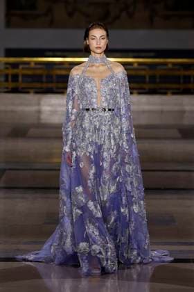 Tony Ward Haute Couture Spring Summer 2025, Paris, January 2025 Tony Ward Haute Couture Spring Summer 2025, Paris, January 2025, Credit:Zeppelin Avalon  Copyright: xZeppelinx xAvalonx 0958228816