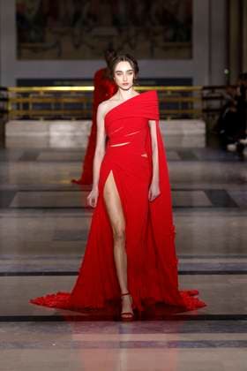 Tony Ward Haute Couture Spring Summer 2025, Paris, January 2025 Tony Ward Haute Couture Spring Summer 2025, Paris, January 2025, Credit:Zeppelin Avalon  Copyright: xZeppelinx xAvalonx 0958229739