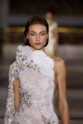 Tony Ward Haute Couture Spring Summer 2025, Paris, January 2025 Tony Ward Haute Couture Spring Summer 2025, Paris, January 2025, Credit:Zeppelin Avalon  Copyright: xZeppelinx xAvalonx 0958229513