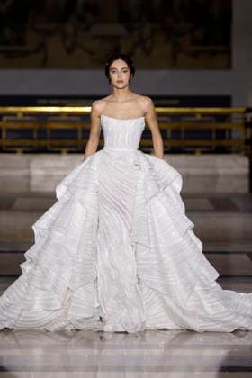 Tony Ward Haute Couture Spring Summer 2025, Paris, January 2025 Tony Ward Haute Couture Spring Summer 2025, Paris, January 2025, Credit:Zeppelin Avalon  Copyright: xZeppelinx xAvalonx 0958228021