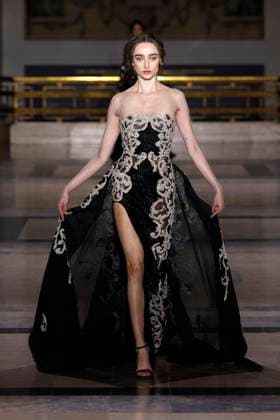 Tony Ward Haute Couture Spring Summer 2025, Paris, January 2025 Tony Ward Haute Couture Spring Summer 2025, Paris, January 2025, Credit:Zeppelin Avalon  Copyright: xZeppelinx xAvalonx 0958229102