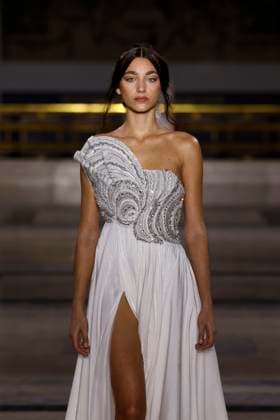 Tony Ward Haute Couture Spring Summer 2025, Paris, January 2025 Tony Ward Haute Couture Spring Summer 2025, Paris, January 2025, Credit:Zeppelin Avalon  Copyright: xZeppelinx xAvalonx 0958228222