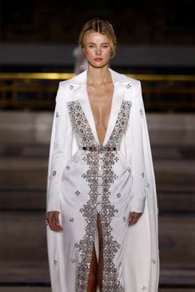 Tony Ward Haute Couture Spring Summer 2025, Paris, January 2025 Tony Ward Haute Couture Spring Summer 2025, Paris, January 2025, Credit:Zeppelin Avalon  Copyright: xZeppelinx xAvalonx 0958229692