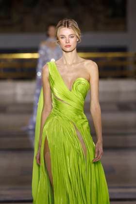 Tony Ward Haute Couture Spring Summer 2025, Paris, January 2025 Tony Ward Haute Couture Spring Summer 2025, Paris, January 2025, Credit:Zeppelin Avalon  Copyright: xZeppelinx xAvalonx 0958228692