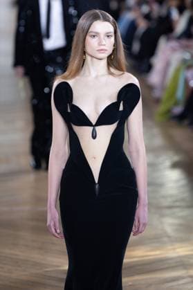 Paris Fashion Week, Georges Hobeika Modenschau Paris Fashion Week Defile Georges Hobeika Defile printemps ete 2025 de Georges Hobeika 439745 2025 01 27 Paris France  Copyright: xSebastienxFremontx xStarfacex STAR_439745_003