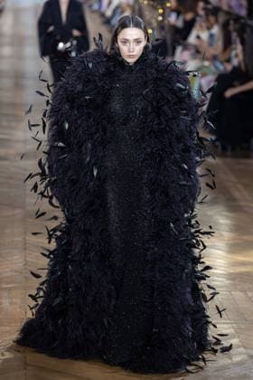 Paris Fashion Week, Georges Hobeika Modenschau Paris Fashion Week Defile Georges Hobeika Defile printemps ete 2025 de Georges Hobeika 439745 2025 01 27 Paris France  Copyright: xSebastienxFremontx xStarfacex STAR_439745_010