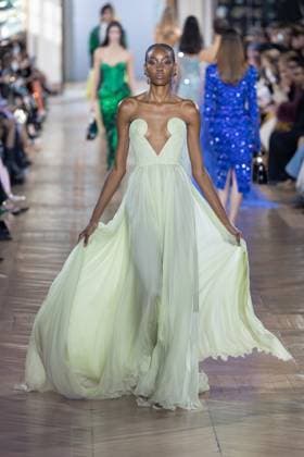 Paris Fashion Week, Georges Hobeika Modenschau Paris Fashion Week Defile Georges Hobeika Defile printemps ete 2025 de Georges Hobeika 439745 2025 01 27 Paris France  Copyright: xSebastienxFremontx xStarfacex STAR_439745_028