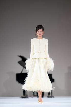 Paris Fashion Week, Tamara Ralph Modenschau Personalities at the Tamara Ralph show for the Haute Couture Spring Summer 2025 collection at Paris Fashion Week PFW Model at the Tamara Ralph show for the Haute Couture Spring Summer 2025 collection at Paris Fashion Week PFW on 27 January 2025 Perusseau Da Silva Bestimage Tamara Ralph for the Haute Couture Spring Summer 2025 collection at Paris Fashion Week PFW on 27 January 2025 Paris France  Copyright: xTizianoxDaxSilvax-xPierrexPerusseaux xBestimagexTizianoxDaxSilvax-xPierrexPerusseaux xBestimagex