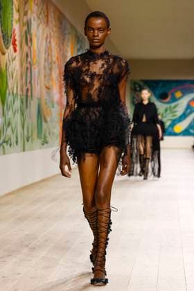 Paris Fashion Week, Christian Dior Modenschau Défilé Christian Dior Collection Haute Couture Printemps Eté 2025 lors de la Fashion Week de Paris PFW Défilé Christian Dior Collection Haute Couture Printemps Eté 2025 lors de la Fashion Week de Paris PFW , le 27 janvier 2025 Christian Dior Fashion Show Haute Couture Spring Summer 2025 during Paris Fashion Week January 27th, 2025 Paris France  Copyright: xAgencex xBestimagexAgencex xBestimagex
