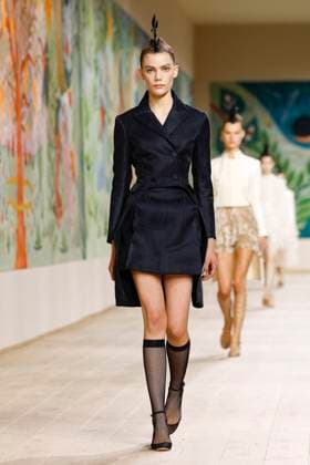 Paris Fashion Week, Christian Dior Modenschau Défilé Christian Dior Collection Haute Couture Printemps Eté 2025 lors de la Fashion Week de Paris PFW Défilé Christian Dior Collection Haute Couture Printemps Eté 2025 lors de la Fashion Week de Paris PFW , le 27 janvier 2025 Christian Dior Fashion Show Haute Couture Spring Summer 2025 during Paris Fashion Week January 27th, 2025 Paris France  Copyright: xAgencex xBestimagexAgencex xBestimagex