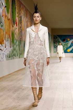 Paris Fashion Week, Christian Dior Modenschau Défilé Christian Dior Collection Haute Couture Printemps Eté 2025 lors de la Fashion Week de Paris PFW Défilé Christian Dior Collection Haute Couture Printemps Eté 2025 lors de la Fashion Week de Paris PFW , le 27 janvier 2025 Christian Dior Fashion Show Haute Couture Spring Summer 2025 during Paris Fashion Week January 27th, 2025 Paris France  Copyright: xAgencex xBestimagexAgencex xBestimagex