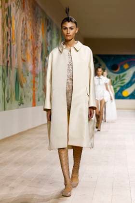 Paris Fashion Week, Christian Dior Modenschau Défilé Christian Dior Collection Haute Couture Printemps Eté 2025 lors de la Fashion Week de Paris PFW Défilé Christian Dior Collection Haute Couture Printemps Eté 2025 lors de la Fashion Week de Paris PFW , le 27 janvier 2025 Christian Dior Fashion Show Haute Couture Spring Summer 2025 during Paris Fashion Week January 27th, 2025 Paris France  Copyright: xAgencex xBestimagexAgencex xBestimagex