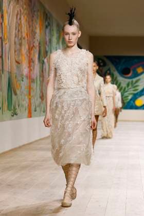 Paris Fashion Week, Christian Dior Modenschau Défilé Christian Dior Collection Haute Couture Printemps Eté 2025 lors de la Fashion Week de Paris PFW Défilé Christian Dior Collection Haute Couture Printemps Eté 2025 lors de la Fashion Week de Paris PFW , le 27 janvier 2025 Christian Dior Fashion Show Haute Couture Spring Summer 2025 during Paris Fashion Week January 27th, 2025 Paris France  Copyright: xAgencex xBestimagexAgencex xBestimagex