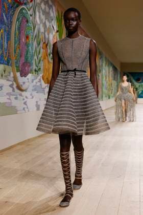 Paris Fashion Week, Christian Dior Modenschau Défilé Christian Dior Collection Haute Couture Printemps Eté 2025 lors de la Fashion Week de Paris PFW Défilé Christian Dior Collection Haute Couture Printemps Eté 2025 lors de la Fashion Week de Paris PFW , le 27 janvier 2025 Christian Dior Fashion Show Haute Couture Spring Summer 2025 during Paris Fashion Week January 27th, 2025 Paris France  Copyright: xAgencex xBestimagexAgencex xBestimagex