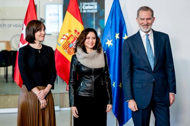 Entertainment Themen der Woche KW05 Entertainment Bilder des Tages The King presides over the commemoration of University Day I D The Minister of Science, Innovation and Universities, Diana Morant, the President of the Community of Madrid, Isabel Díaz Ayuso, and King Felipe VI during the commemoration of University Day, where he will receive the Medal of Honor awarded by the Carlos III University, at the Faculty of Health Sciences of the Carlos III University of Madrid, on January 28, 2025, in Madrid Spain During the ceremony he receives the Medal of Honor awarded by the Carlos III University, which represents the highest recognition that the university gives to relevant individuals and institutions, and inauguration of the new Faculty of Health Sciences, which will teach the Degree in Neuroscience, the f  Copyright: xA.xPÃ rezxMecax 6482713
