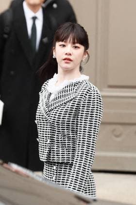 Celebrities at Chanel 2 Collection Haute Couture Spring Summer 2025 during Paris Fashion Week PFW Go Yoon Jung Celebrities at Chanel 2 Collection Haute Couture Spring Summer 2025 during Paris Fashion Week PFW , january 28th 2025 Celebrities at Chanel 2 Fashion Show Haute Couture Spring Summer 2025 during Paris Fashion Week, january 28th 2025 Paris France  Copyright: xChristophexClovisx xBestimagexChristophexClovisx xBestimagex